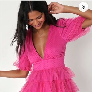 New never been worn with tags. Pink lulu’s cocktail dress.